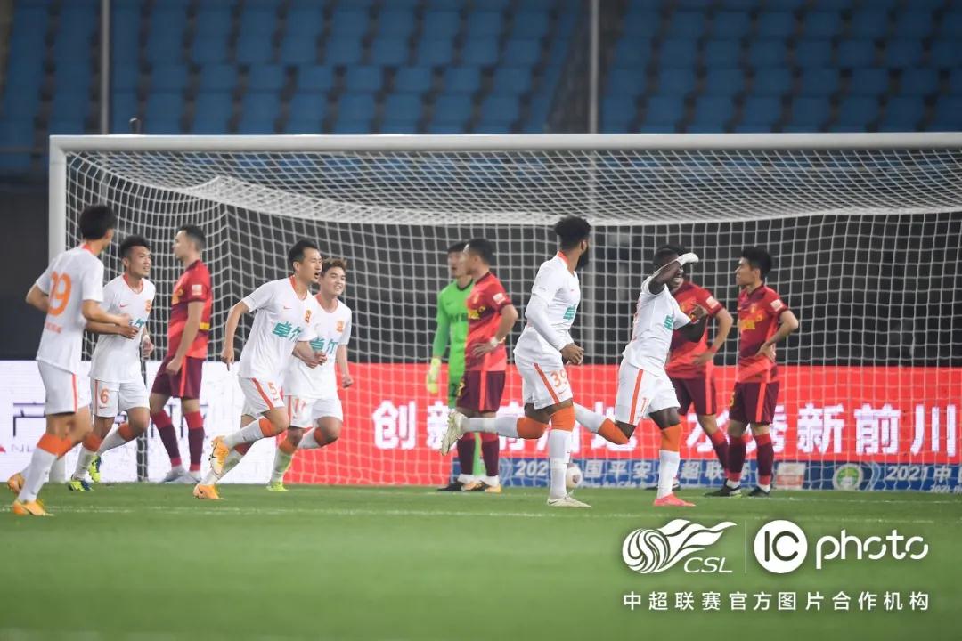يوفنتوس ضد كالياري بث مباشر الانمشاهدة مباراة اليوم في الدوري الإيطالي